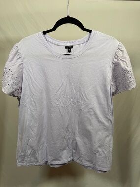 Express Lavender Blouse with Flowy Short Sleeves